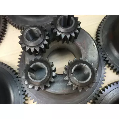 Шестерни цилиндрические прямозубые, косозубые